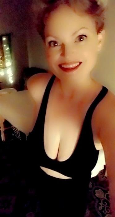 Düşünceli kızlar Kazan escort Shoushoujiao 28 yıl Çiftlere yönelik hizmetler