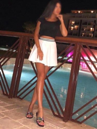 Aşırı escort Sireenun